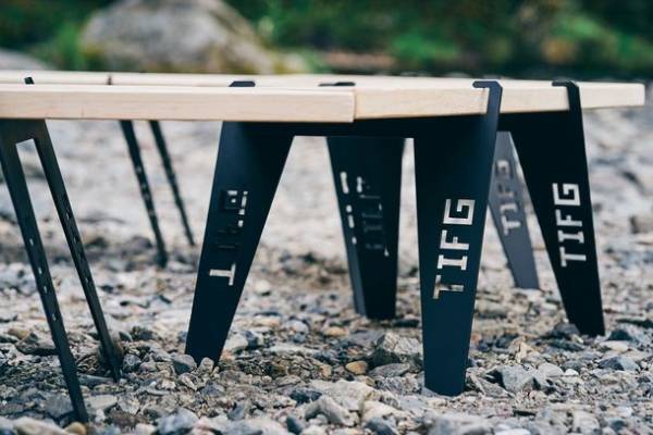 機能性を追求した末の六角形！新発想の『ウッドテーブル』＆『ウッドストーブ』2022年1月28日までMakuakeにて先行予約受付開始