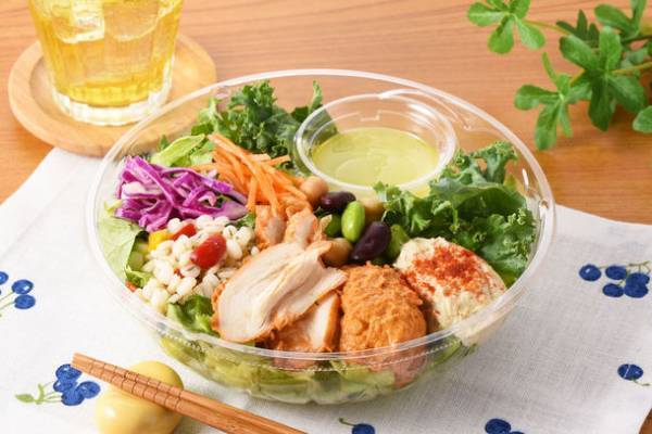 サラダ専門店Salad Cafe監修シリーズ第6弾！「フムスと食べる タンドリー風チキンのサラダ」全国※のファミリーマートにて12月7日より発売　※北海道、沖縄県を除く