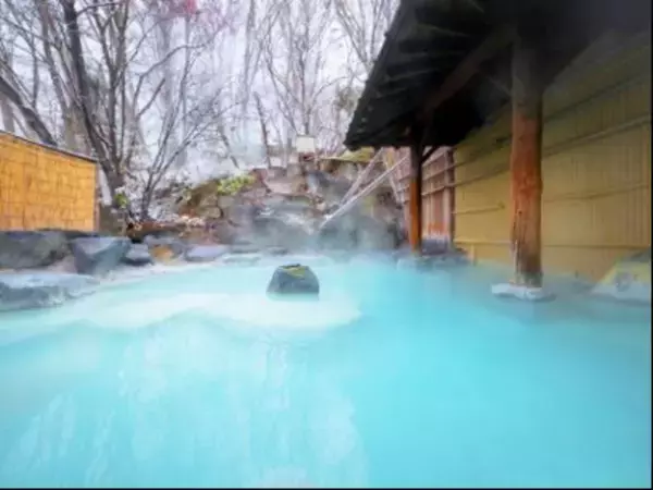 12月12日 コロナ禍をバネに…温泉×そばカフェ「MONZA。」が新規オープン。