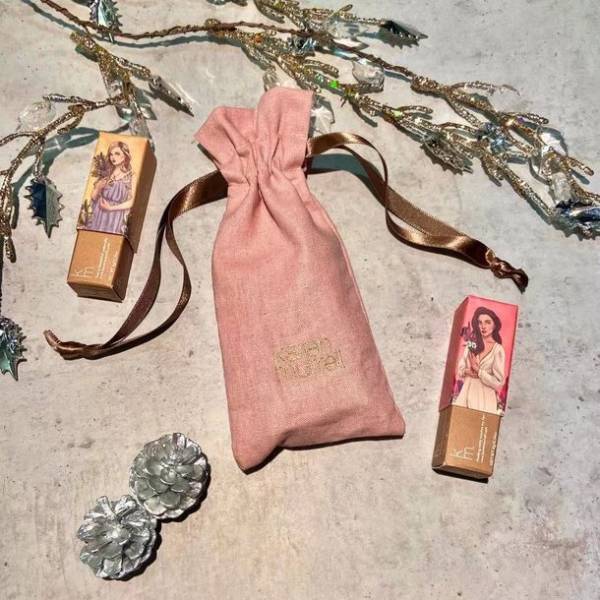 唇と地球に優しいナチュラルなリップ、カレンマレルがクリスマス・ニューイヤーキャンペーンを12月10日より開催　リップスティックの購入でオリジナルポーチをプレゼント