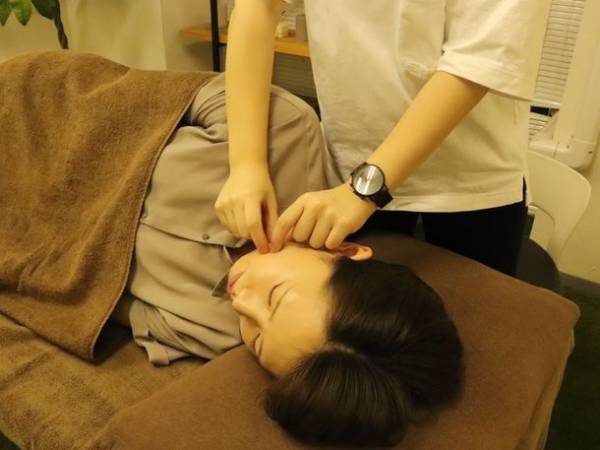 女性理学療法士による美容筋膜リリース＆燈ヨガサロン　「Meey's Health & Beauty & Yoga 久屋大通店」が12月18日にリニューアルオープン