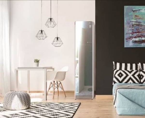 初日にはモデルの森泉さん、平成ノブシコブシ・吉村崇さんのトークショーもスチームウォッシュ＆ドライ「LG styler」初の体験イベント『LG stylerがある生活～サステナブルを身近に～』を開催12月16日(木)～19日(日)＠東京ミッドタウン