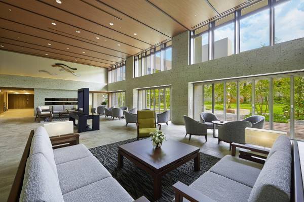 ～シニア住宅の新たな価値となる「上質で楽しいお買い物体験」を提供～「東急百貨店 本店 コンシェルジュによるシニア住宅向けリモート接客サービス」を開始