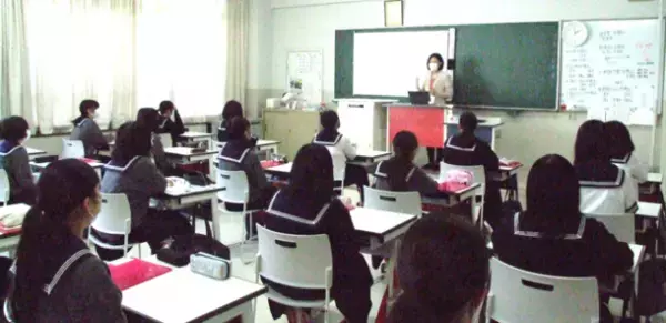 成女高等学校・株式会社Sunshine Delight 産学連携協定締結のお知らせ　～国内史上最年少の産学連携(平均16.8歳)～