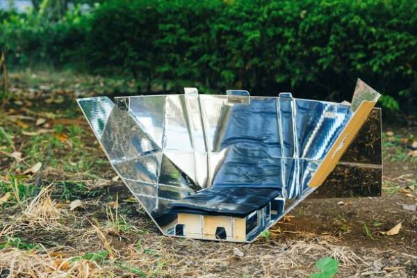 太陽熱利用をアシストする“ソーラーコレクタ”を協和ダンボール株式会社と東邦ガス株式会社が共同開発　蓄熱材入り防寒マットとセットで12月10日予約販売開始