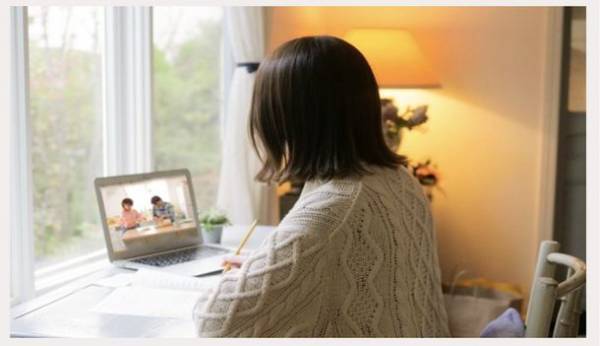 一晩で目標金額500万円を達成した感情のアルバム“THE FAMILY NOTE”の2022年度版の予約を開始