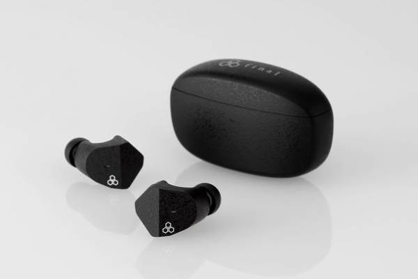 最新の音響工学、音響心理学の研究成果を踏まえた音質設計　オーディオブランドfinalより新しい定番と言える完全ワイヤレスイヤホン「ZE3000」発売決定！
