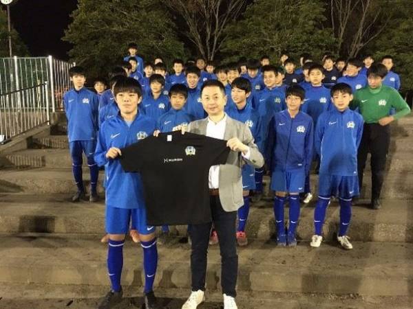 HURONブランド開発の「トランスタイル」とサッカークラブ「トラウムトレーニング」で「リカバリーパートナーシップ」を締結