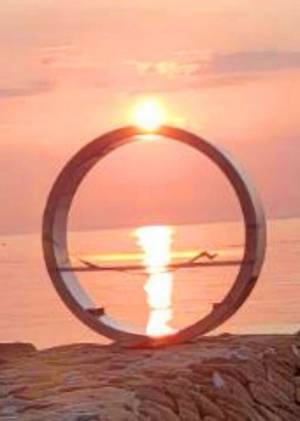 幸せのパンケーキ「淡路島リゾート」が新たなフォトスポット「幸せの椅子」を12月13日にオープン！～高さ3mの透明な椅子でインスタ映え間違え無し！～