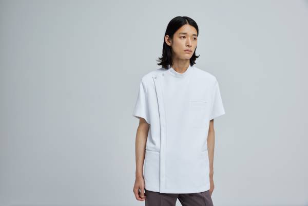 クラシコ定番 ユニセックスドクターコートとメンズケーシーの2022年モデルを発表！