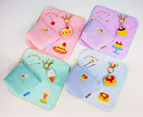 カフェメニューモチーフの文具雑貨を2021年12月発売　つい眺めたくなる、美味しそうなイラスト×パステルカラー　～メモ・シール・サガラ刺繍ポーチなど、全8種 各4柄～