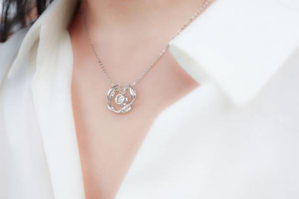 揺れる石“ダンシングストーン”を使用した「3in1 Jewelry」　12月15日(水)よりMakuakeにて先行販売開始
