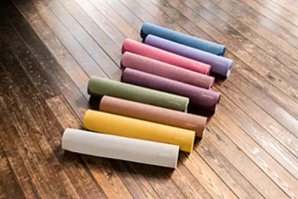 ヨガ業界初！カーボンオフセット対象のヨガマット購入で12月15日(水)より「CO2削減協力証明証」を発行開始！