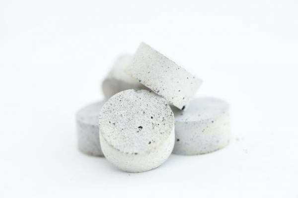 愛犬の健康や口腔環境を整える‘飲める抗菌水’を生み出す新商品『Ab PELLET for Oral Care』を12月16日より発売