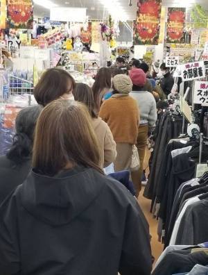 長崎県、熊本県の地域密着の衣料品店が12月18・19日の2日間でクリスマスイベントを開催　次回は1月にお正月イベントを開催
