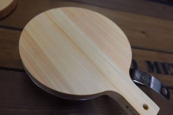 創業62年　大阪の銅製品メーカーが立ち上げたブランド「Cuivre」から待望のシェラカップ用の蓋を発表！奈良県吉野より取り寄せた「Yoshino Lid(ヨシノ リッド)」発売