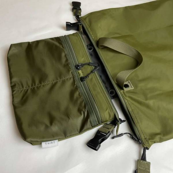 サコッシュにもなるトランスフォームヘルメットバッグ　machi-ya by CAMPFIREにて第2次先行販売開始