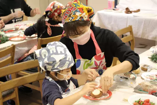 アレルギー物質28品目不使用・米粉パンで絶品スイーツみんなと同じものを同じ場所で子どもに安心と笑顔を届けたい