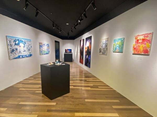 HRD Artist Label、中国人アーティストの作品を紹介する作品展“THEATER”をGINZA SIX5階のArtglorieux GALLERY OF TOKYOで開催