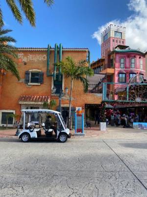 低速電動カートによるカーシェアリング実証事業　沖縄県北谷町にて「美浜シェアカート」12月27日より事業開始