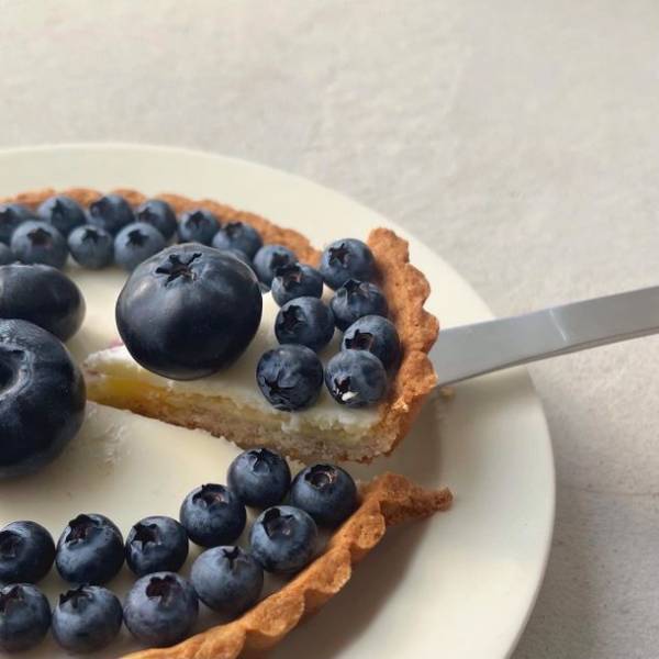 日本発で世界初！東京農工大学が冬季ブルーベリーの栽培に成功　500円玉超クラスの“クリスピーベリー”を伊勢丹新宿店にて12月から販売開始