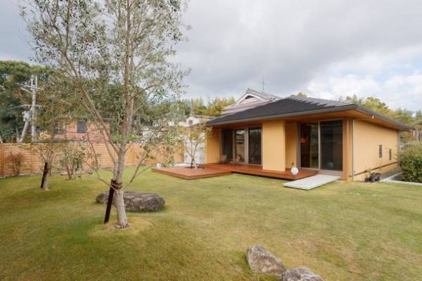 「5本の樹」のある庭で「ネイチャー・ポジティブ」な暮らしを　～様々な事業を紹介する「積水ハウス ストーリー」の最新情報を公開～