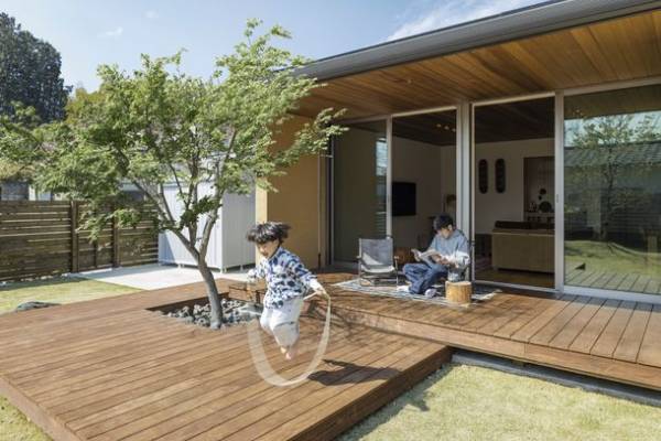 「5本の樹」のある庭で「ネイチャー・ポジティブ」な暮らしを　～様々な事業を紹介する「積水ハウス ストーリー」の最新情報を公開～