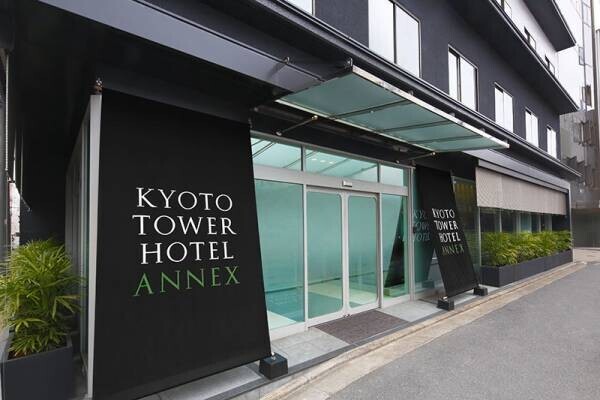 お客さまにより安心してご利用いただけるよう当社の京都市内ホテル4館の共用スペース主要箇所においてSIAA認証の抗菌・抗ウイルス加工（無光触媒）を実施しました