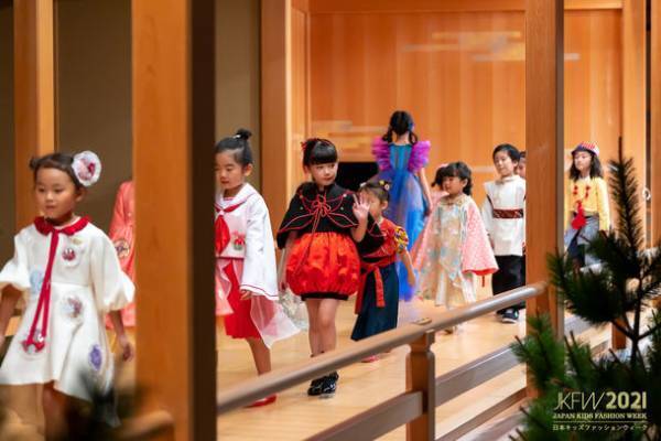 『JKFW2022』ラグビーワールドカップ日本を総合プロデュースした「レキップ・トロワ」が総合演出決定！！