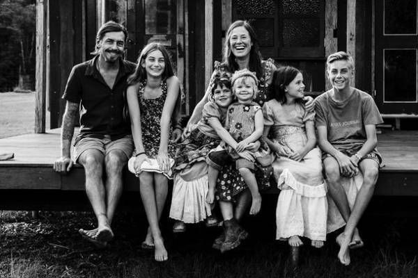 繰り返し洗って使える、地球に優しいオーガニック・フードラップ“Bee Eco Wrap”から新作「re: food wrap(リ・フードラップ)」を2月1日に発売！