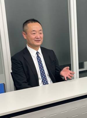 “中の人は駐在さん”出版記念！ツイッター警部、初のオンライントークイベント「みかんの汁の飛ばし方」を1月27日に開催！