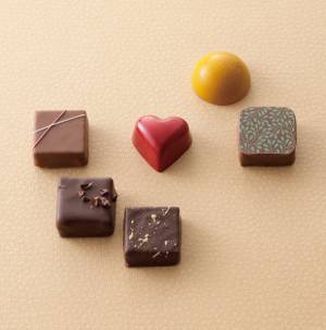 2022年バレンタインは月曜日！「ご褒美チョコ」も「感謝チョコ」も！「ショコラマルシェ」に国内外ブランド約80店舗集結　東武百貨店 池袋本店 8階催事場