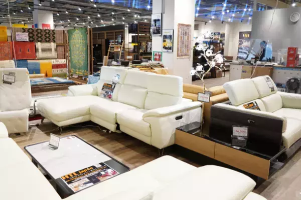 家具・インテリアのオフプライスストア BIGWOOD　新スタイル店舗“BIGWOOD Premium”を続々オープン！広島店で単月売上ビッグウッド史上最高＆来場者1万人を12月15日に達成