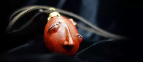 漫画「ベルセルク」の世界観を存分に表現したTシャツ＆「ベヘリット」を立体化したアクセサリー登場！1/30までの期間限定で、ART OF WARにて受注