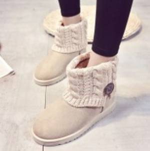 Qoo10 Fashion Trend Report #27　ムートンブーツで足元あったかコーデ♪ミニスカートやスウェットパンツともバランスよくきまる！