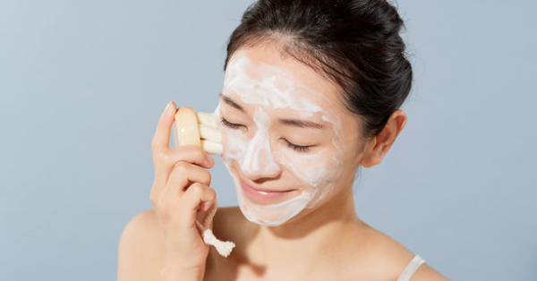 『新製品情報』「さようなら、洗い落とすだけの洗顔。」　世界初*のアプローチ！新体験洗顔「SHIKARI(シカリ)」誕生！