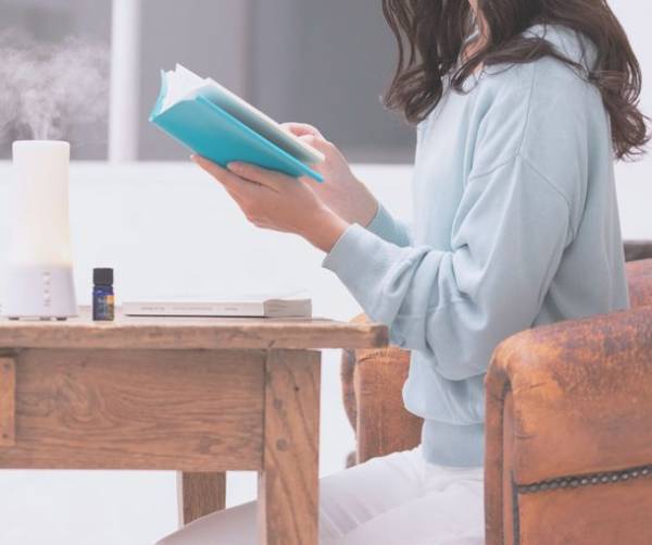 ラサーナ社員アロマテラピー検定1級取得者約100人に聞きました！―おうち時間を充実させる香りとは！？[リラックスタイム編]―