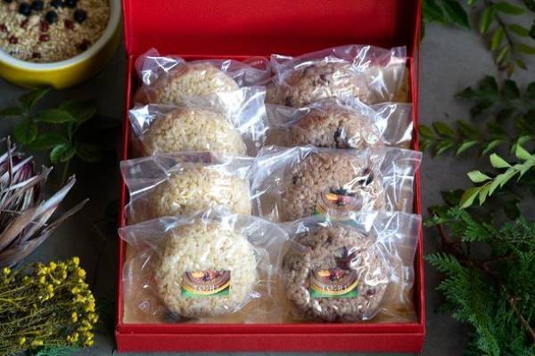 数々の企業のフードスタイリングを手掛けてきたフードクリエイター愛甲 真希が手作りにこだわった商品をお届けするオンラインショップ「TO:RI Natural Food Laboratory」オープン