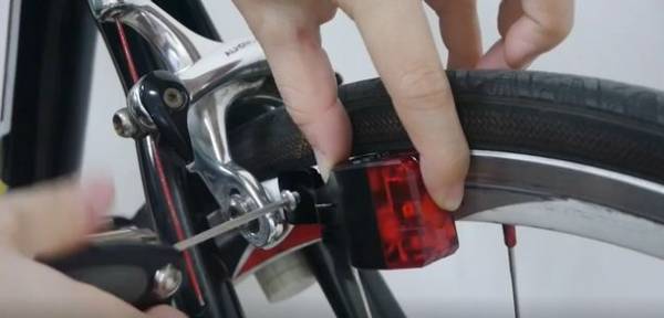 触れない・疲れない・電源不要　テールライトの新常識のクラウドファンディングを開始