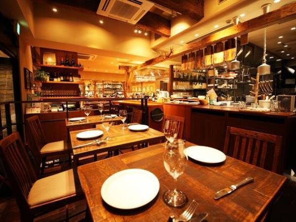 モダンエッセンスを取り入れた新たなイタリアンがコンセプト『Salvatore Cuomo』　「SALVATORE CUOMO & BAR 白金台」から2022年1月18日(火)リニューアルオープン