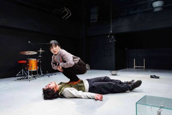 ルサンチカ演劇公演『GOOD WAR』を大阪と東京で公演実施　～ポストトゥルース時代に立ち上がる、個人の記憶モニュメント～