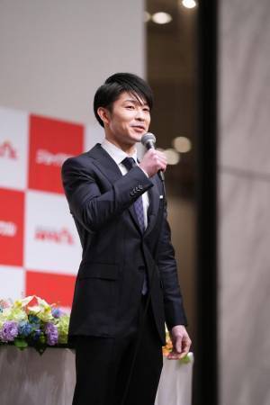 ジョイカルジャパン所属のプロ体操選手 内村航平　現役引退会見を実施