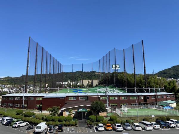 くずはゴルフリンクス・忍ケ丘ゴルフセンターご利用者優待に関する提携を結びました