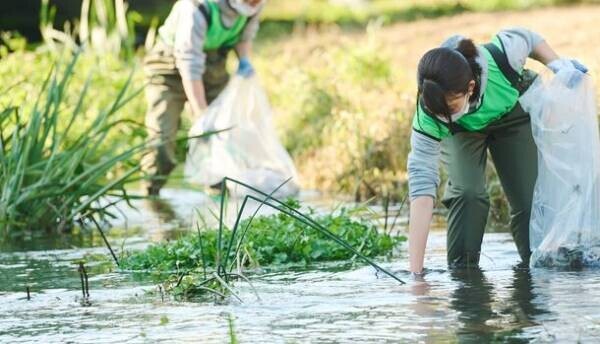 地域と連携を深め、自然の大切さを知る河川清掃活動を実施　～業界一丸となる「水辺感謝の日」釣り場清掃活動～