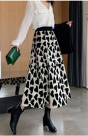 Qoo10 Fashion Trend Report #28　ミディアムスカートは細身のシルエットですっきりと！ハイウエストで目線を上げてスタイルアップ♪