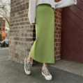 Qoo10 Fashion Trend Report #28　ミディアムスカートは細身のシルエットですっきりと！ハイウエストで目線を上げてスタイルアップ♪