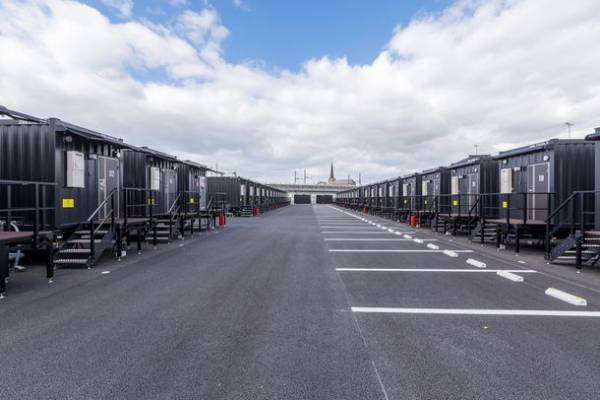 災害時に出動するコンテナホテル「HOTEL R9 The Yard 宇城」が2022年7月開業予定