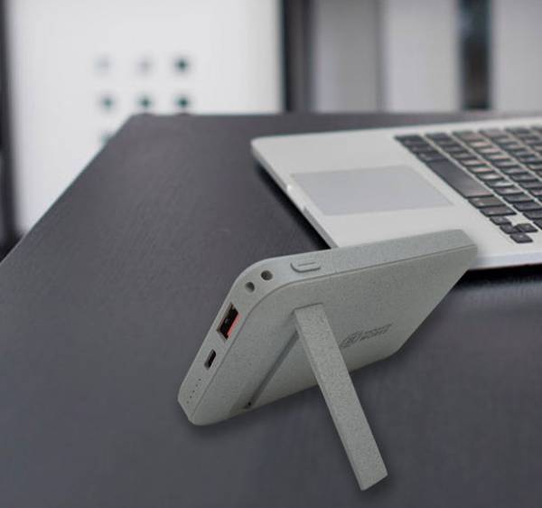 スタンド付きで快適動画鑑賞。大容量バッテリーと利便性を充実　15W急速ワイヤレスマグネットモバイルバッテリー(HWB-10KS)