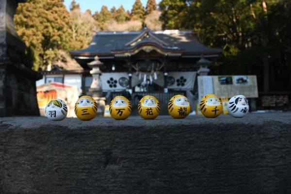 「縁起物になったよ、東京リベンジャーズだるま」寅年バージョン全7種類発売！