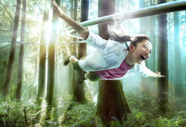 ネスタリゾート神戸大自然の壮大さを生身で体感して、全身からほとばしる強烈な興奮を！ここでしか体験できない大空の大冒険「スピード・ホーク」